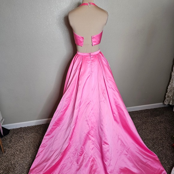 Sherri Hill 2 Pink Halter Neck Crop Top 2Piece Formal Skirt Set Beaded Pockets - Picture 8 of 16